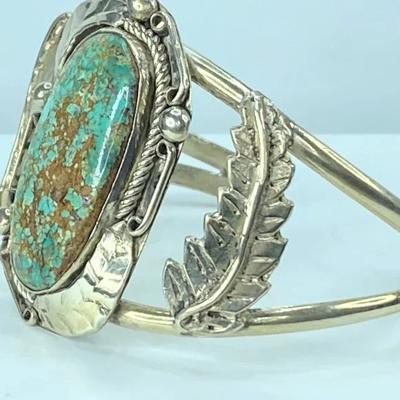 Native American Feather motif Turquoise cuff bangle 2.5" 29.0g
